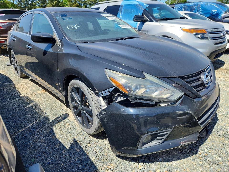 48879186 :رقم المزاد ، 1N4AL3AP6JC475456 vin ، 2018 Nissan Altima مزاد بيع