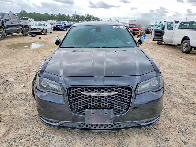 49960156 :رقم المزاد ، 2C3CCABG1GH233822 vin ، 2016 Chrysler 300 مزاد بيع