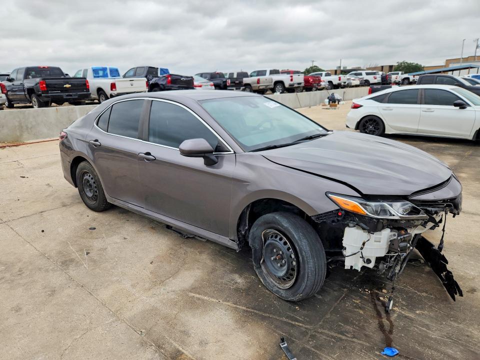 Aukcja sprzedaży 2022 Toyota Camry, vin: 4T1C31AK6NU599864, numer aukcji: 51777246