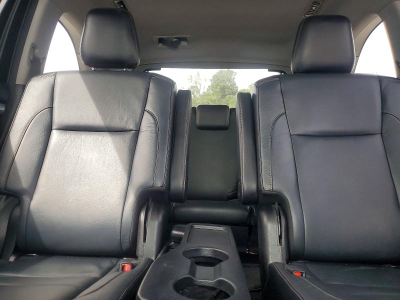 Продажа на аукционе авто 2018 Toyota Highlander Xle Awd, vin: 5TDJZRFH0JS543083, номер лота: 48591806