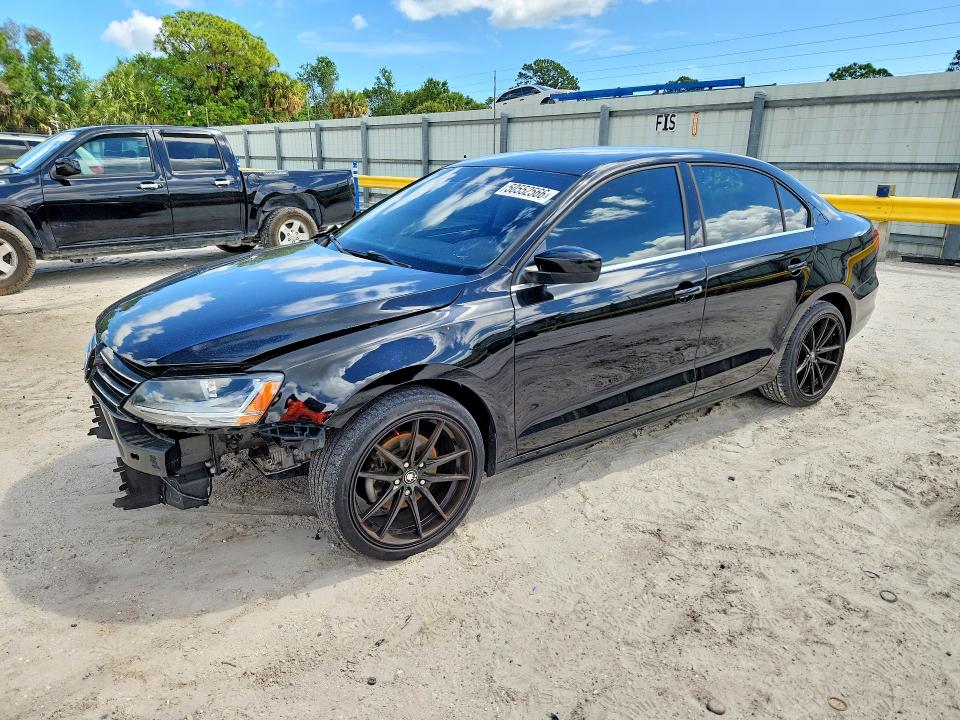 Auction sale of the 2017 Volkswagen Jetta, vin: 3VW2B7AJ4HM404802, lot number: 50552566