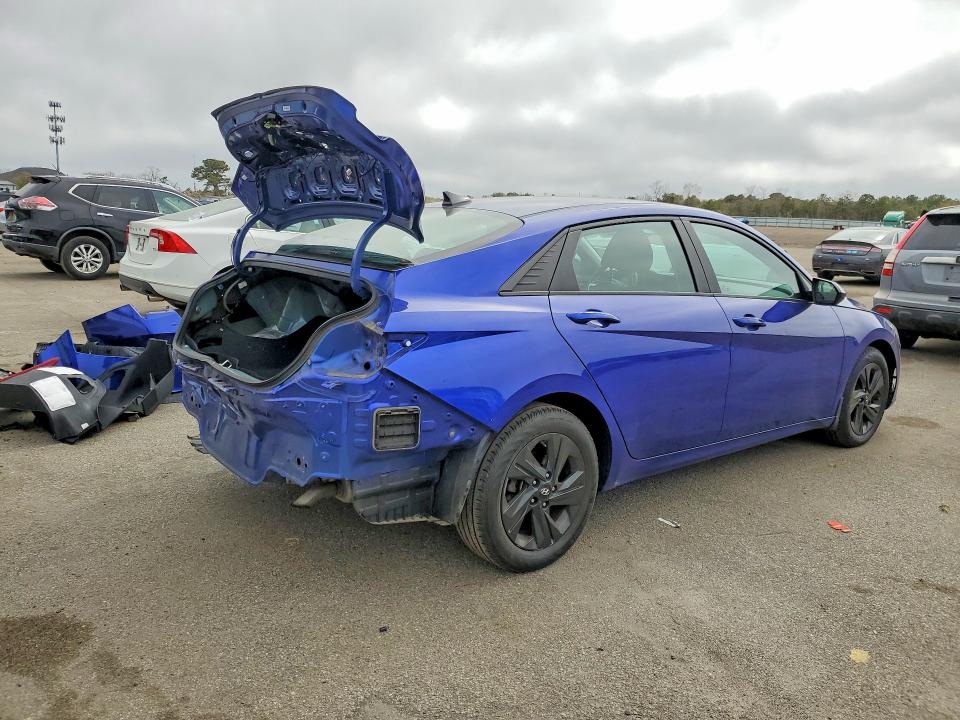 2022 Hyundai Elantra მანქანა იყიდება აუქციონზე, vin: KMHLS4AG9NU336218, აუქციონის ნომერი: 51416146