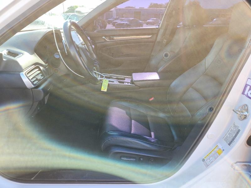 2018 Honda Accord მანქანა იყიდება აუქციონზე, vin: 1HGCV1F32JA120353, აუქციონის ნომერი: 51443446
