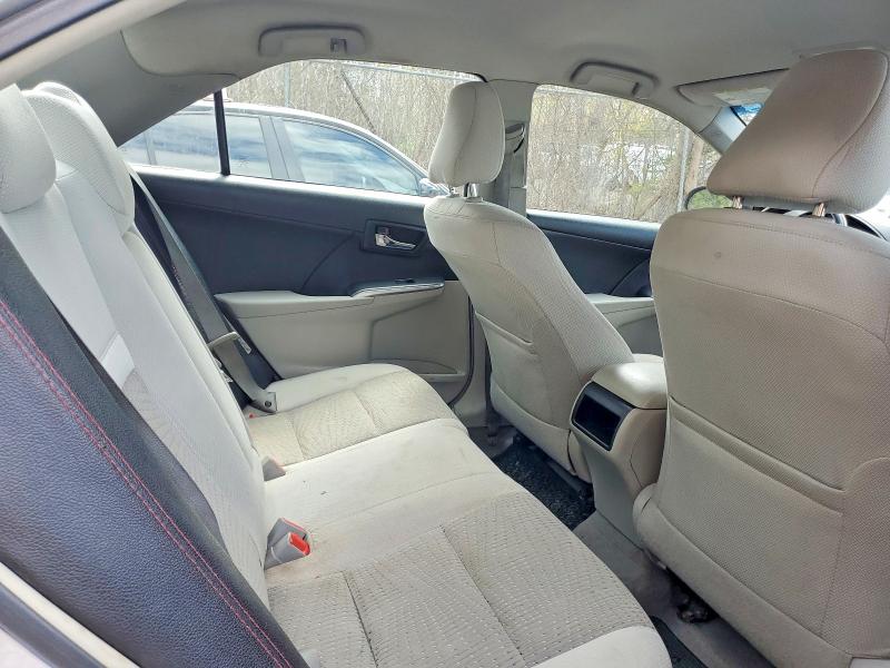 2014 Toyota Camry Hybrid მანქანა იყიდება აუქციონზე, vin: 4T1BD1FK0EU109128, აუქციონის ნომერი: 49712936