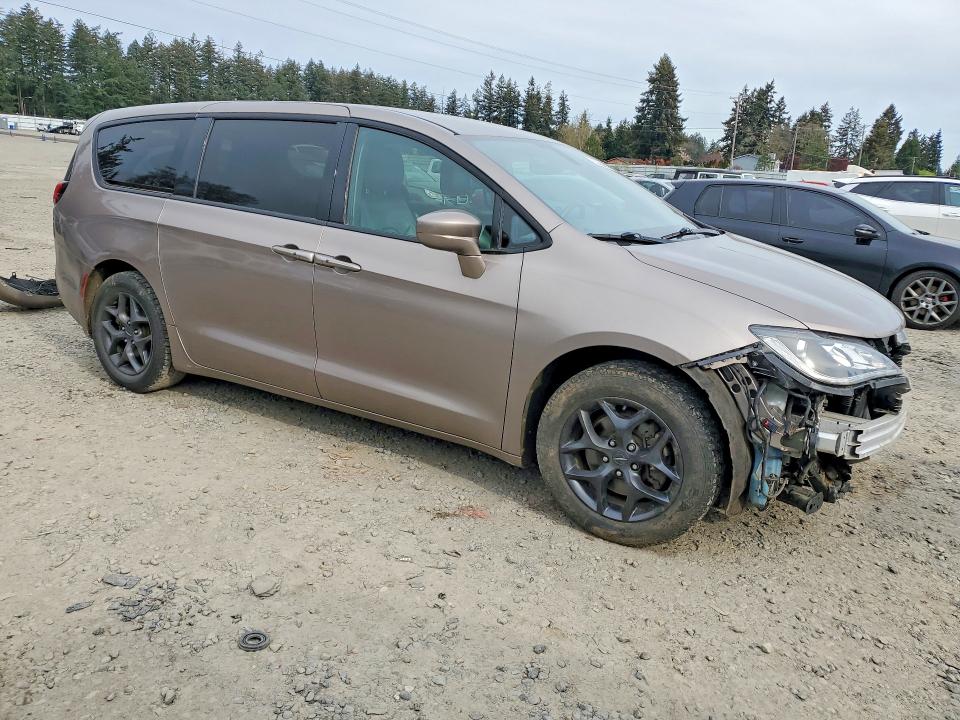 Aukcja sprzedaży 2018 Chrysler Pacifica, vin: 2C4RC1FGXJR305845, numer aukcji: 50054036