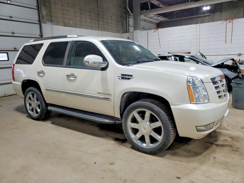 2010 Cadillac Escalade მანქანა იყიდება აუქციონზე, vin: 1GYUKBEF1AR244378, აუქციონის ნომერი: 50424066