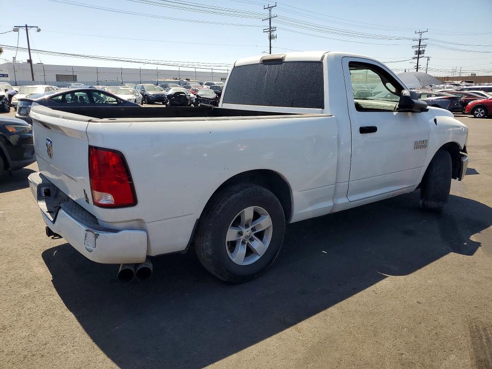 52047136 :رقم المزاد ، 3C6JR6AGXGG331383 vin ، 2016 Ram 1500 مزاد بيع