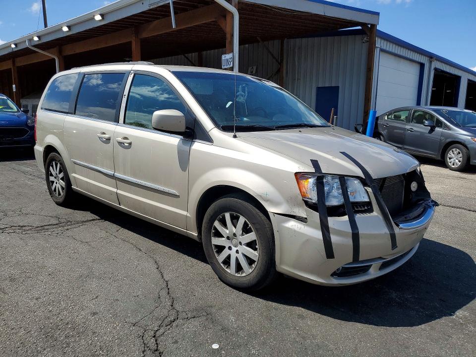 51454926 :رقم المزاد ، 2C4RC1BG3GR156175 vin ، 2016 Chrysler Town & Country مزاد بيع