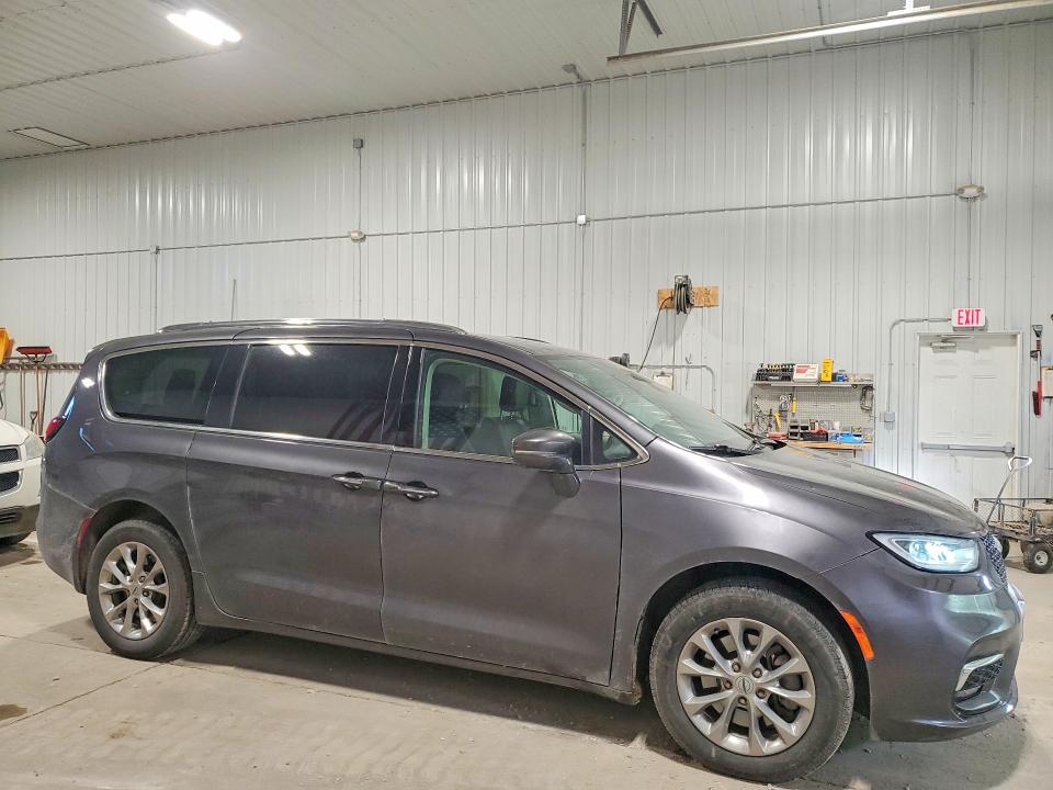 Продажа на аукционе авто 2021 Chrysler Pacifica, vin: 2C4RC3BG1MR566240, номер лота: 49760466