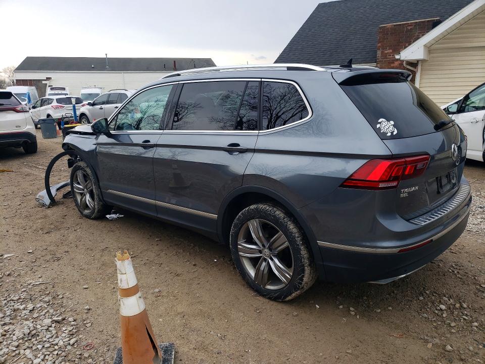 Продаж на аукціоні авто 2020 Volkswagen Tiguan, vin: 3VV2B7AX8LM182086, номер лоту: 49686446