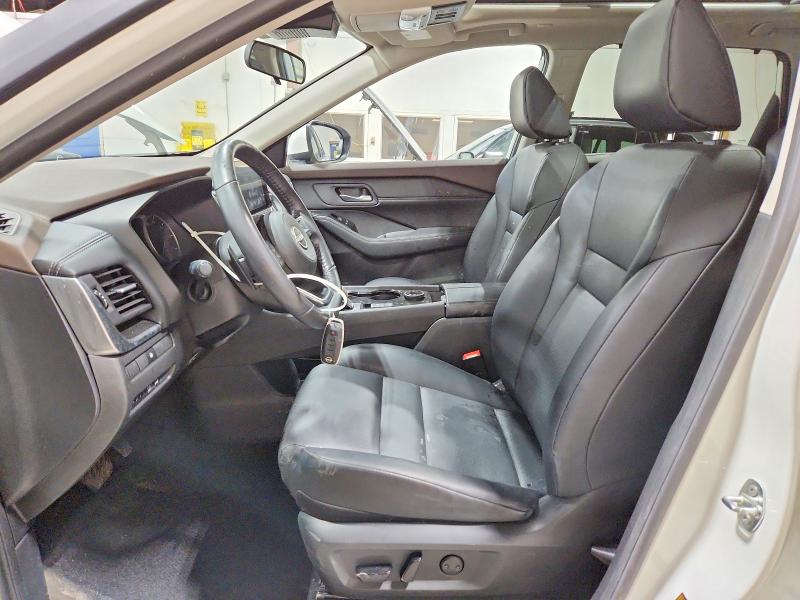 49623736 :رقم المزاد ، 5N1BT3BB4PC838133 vin ، 2023 Nissan Rogue مزاد بيع
