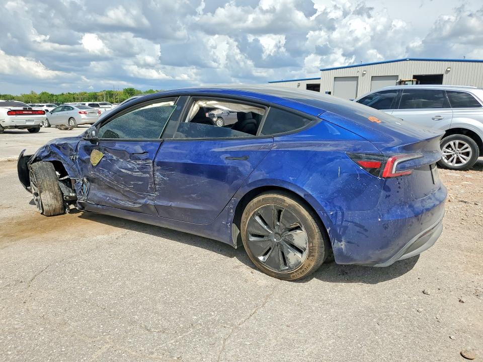2026 Tesla Model 3 მანქანა იყიდება აუქციონზე, vin: 5YJ3E1EAXTF138592, აუქციონის ნომერი: 49375866