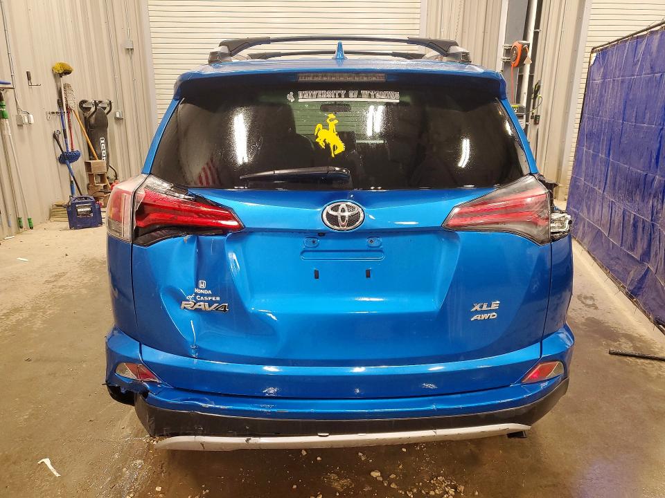 Aukcja sprzedaży 2016 Toyota Rav4, vin: JTMRFREV0GJ085196, numer aukcji: 51637196