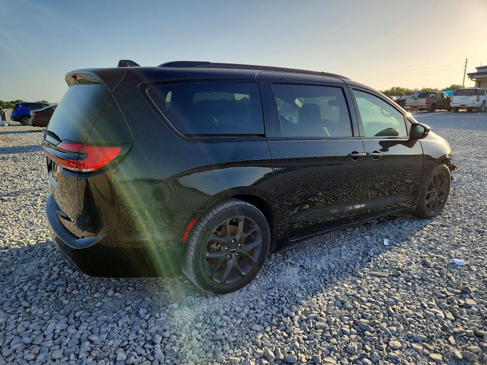 2022 Chrysler Pacifica მანქანა იყიდება აუქციონზე, vin: 2C4RC1BG8NR106997, აუქციონის ნომერი: 50757936