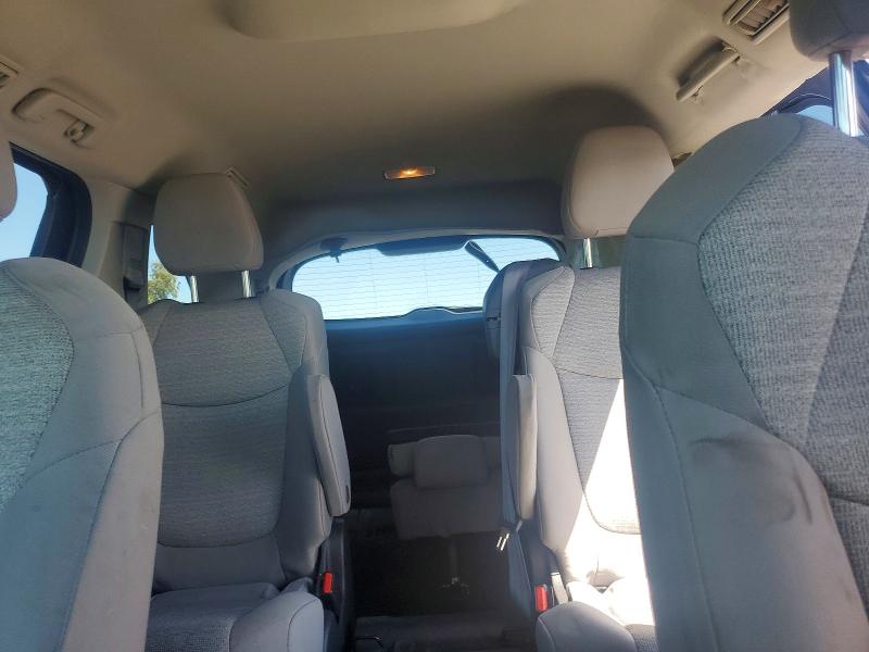 Продажа на аукционе авто 2022 Toyota Sienna, vin: 5TDKRKEC0NS101718, номер лота: 49006226