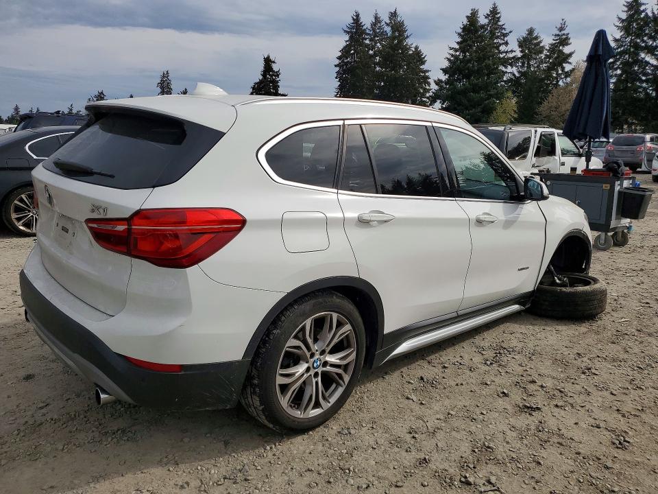 50451216 :رقم المزاد ، WBXHT3C39G5E50122 vin ، 2016 Bmw X1 مزاد بيع
