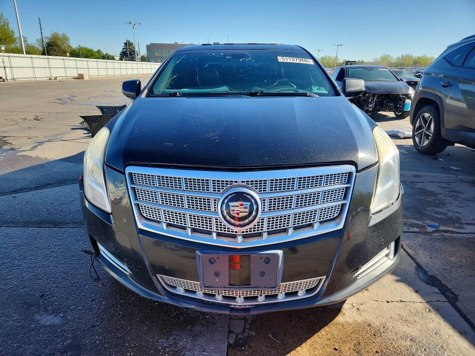 2013 Cadillac Xts მანქანა იყიდება აუქციონზე, vin: 2G61U5S3XD9216613, აუქციონის ნომერი: 51137966