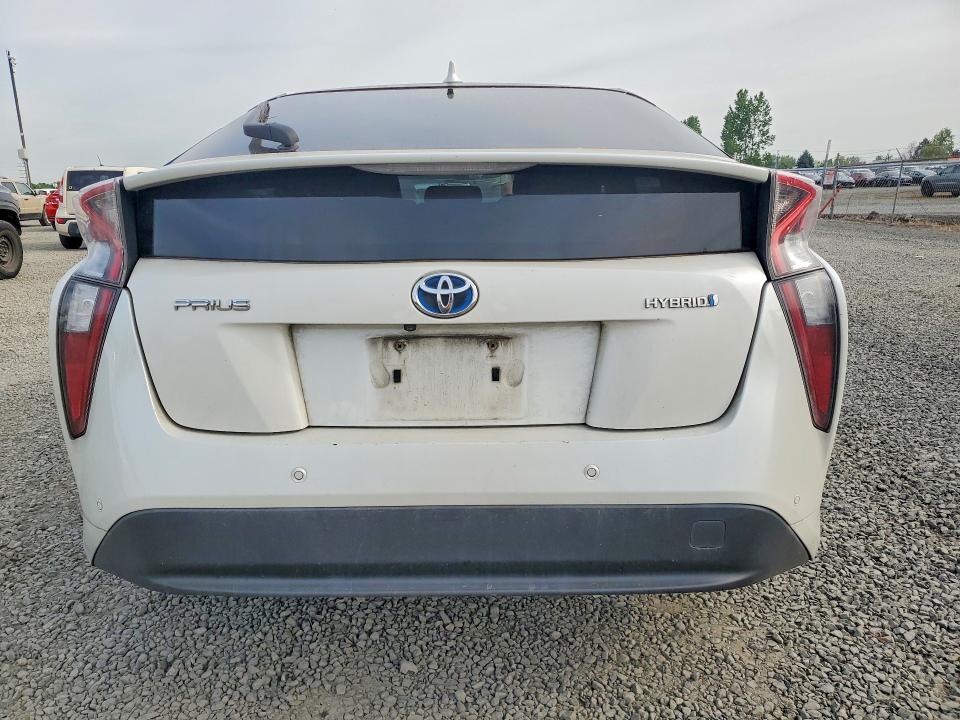 51638556 :رقم المزاد ، JTDKBRFUXH3570227 vin ، 2017 Toyota Prius مزاد بيع