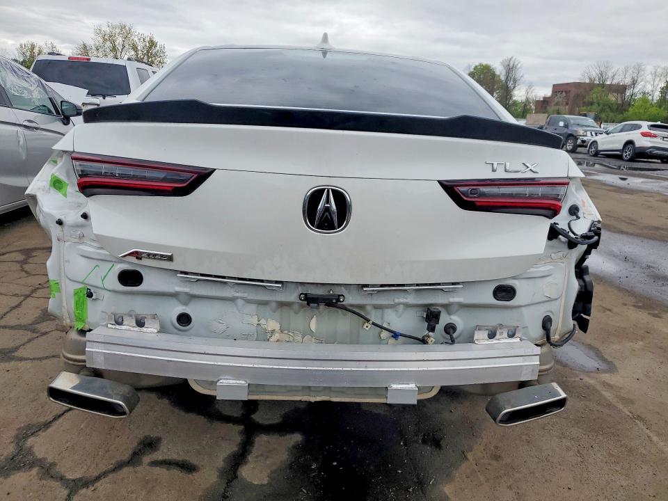 51661326 :رقم المزاد ، 19UUB5F55NA005080 vin ، 2022 Acura Tlx مزاد بيع