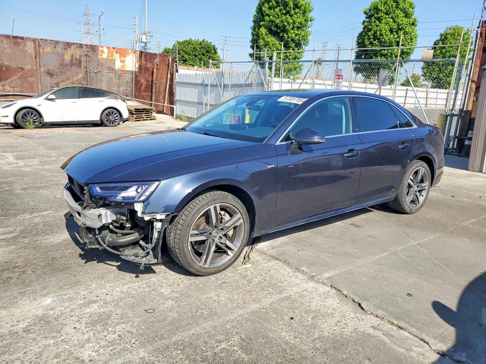 51305786 :رقم المزاد ، WAUENAF40JA013766 vin ، 2018 Audi A4 مزاد بيع
