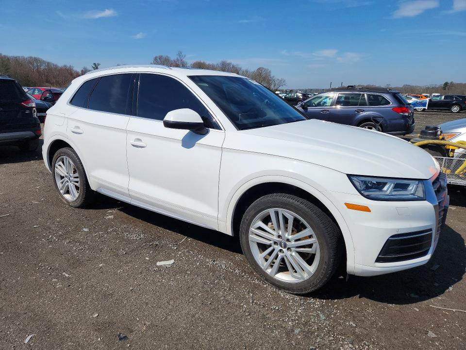 2018 Audi Q5 მანქანა იყიდება აუქციონზე, vin: WA1BNAFY8J2121064, აუქციონის ნომერი: 49837946