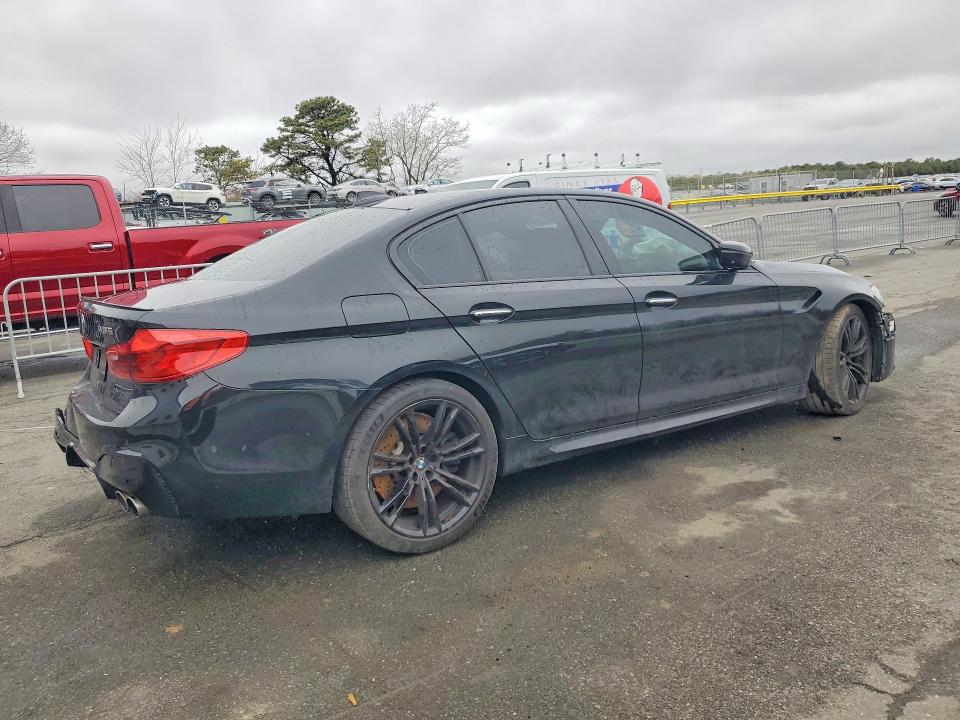 Продажа на аукционе авто 2018 Bmw M5, vin: WBSJF0C50JB283038, номер лота: 51531706