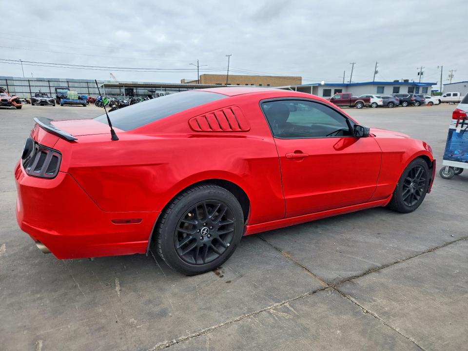 49914276 :رقم المزاد ، 1ZVBP8AM7E5296470 vin ، 2014 Ford Mustang مزاد بيع