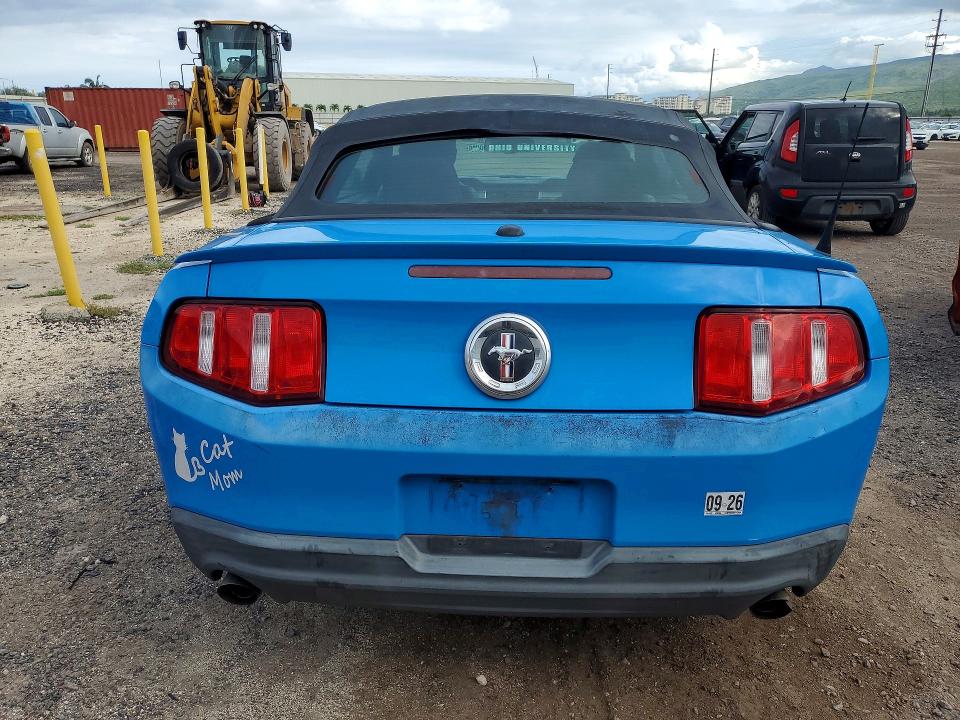 47288016 :رقم المزاد ، 1ZVBP8EM3B5145664 vin ، 2011 Ford Mustang مزاد بيع