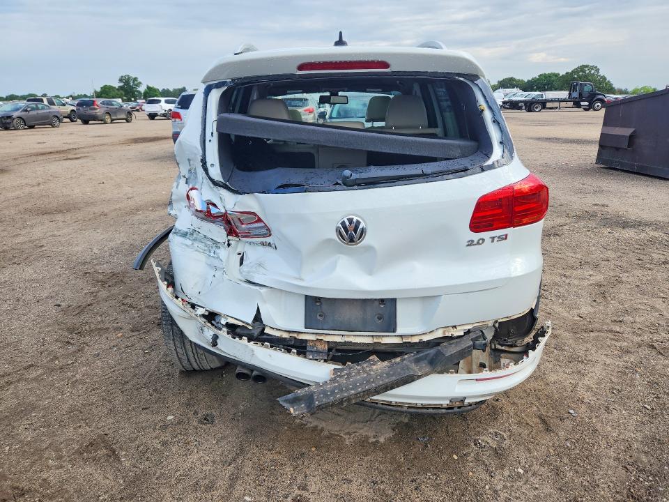 Aukcja sprzedaży 2015 Volkswagen Tiguan, vin: WVGAV7AX4FW093021, numer aukcji: 51835436
