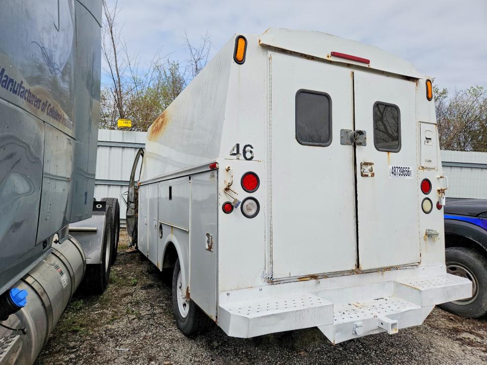 48739656 :رقم المزاد ، 1GBHG31U931174573 vin ، 2003 Chevrolet Express G3500 مزاد بيع