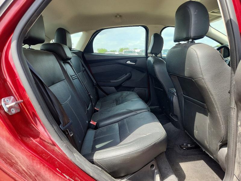 49673946 :رقم المزاد ، 1FADP3K20FL318419 vin ، 2015 Ford Focus مزاد بيع