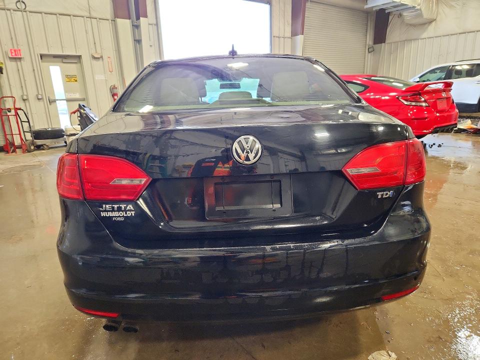 51193696 :رقم المزاد ، 3VWLL7AJXDM444863 vin ، 2013 Volkswagen Jetta مزاد بيع