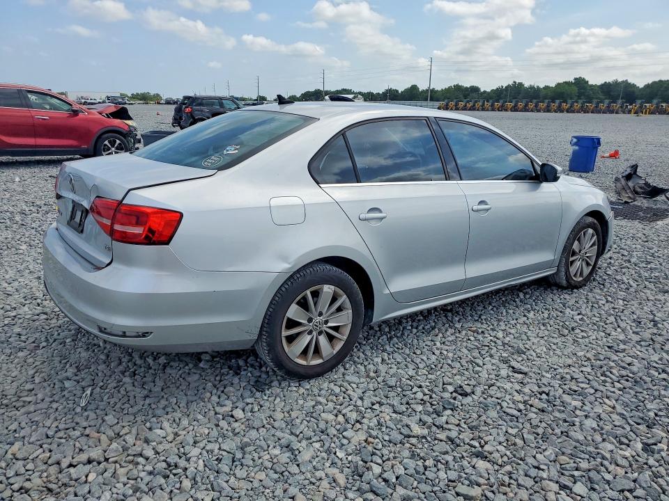 50300886 :رقم المزاد ، 3VWD07AJ5FM310634 vin ، 2015 Volkswagen Jetta مزاد بيع