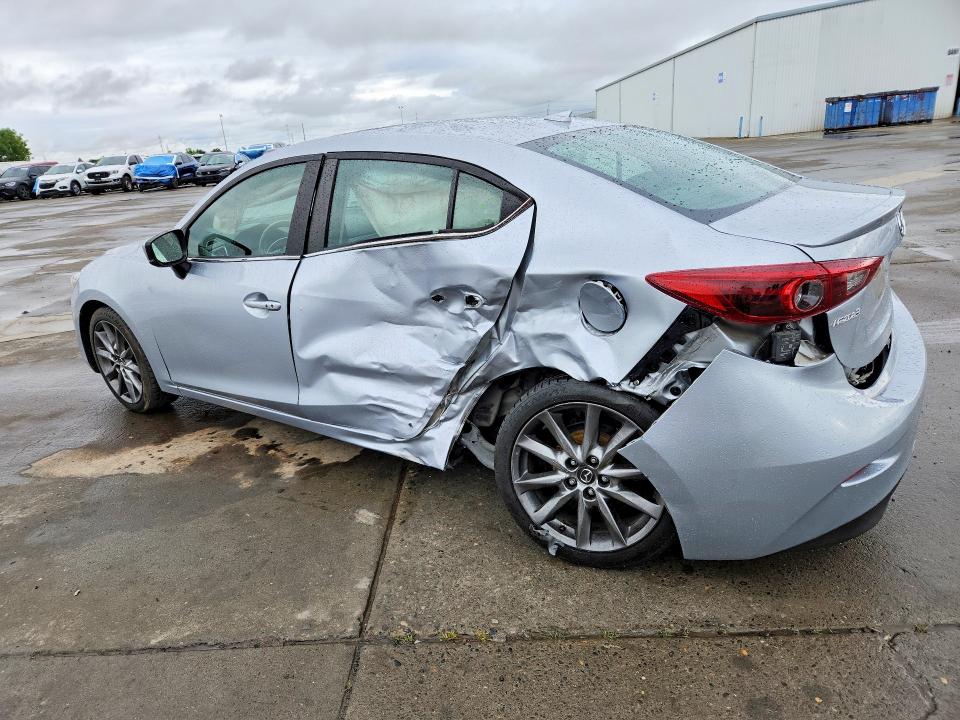 50786596 :رقم المزاد ، 3MZBN1W31JM171241 vin ، 2018 Mazda 3 مزاد بيع