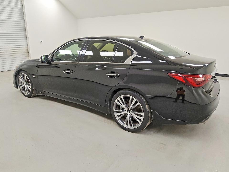 48180456 :رقم المزاد ، JN1EV7AP2JM355423 vin ، 2018 Infiniti Q50 مزاد بيع
