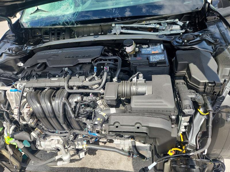 2025 Kia K4 მანქანა იყიდება აუქციონზე, vin: 3KPFT4DE6SE217979, აუქციონის ნომერი: 47913926