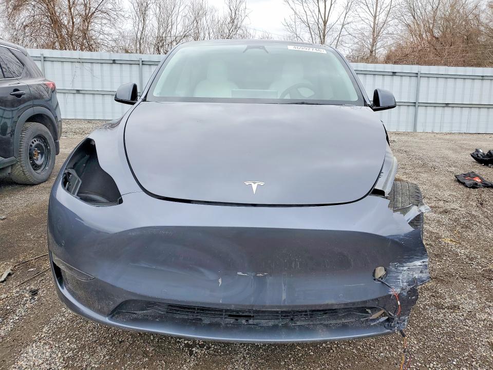 Продажа на аукционе авто 2022 Tesla Model Y, vin: 7SAYGDEE7NF516992, номер лота: 46992746