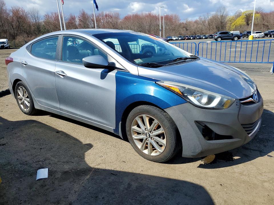 49053416 :رقم المزاد ، 5NPDH4AEXFH572541 vin ، 2015 Hyundai Elantra مزاد بيع