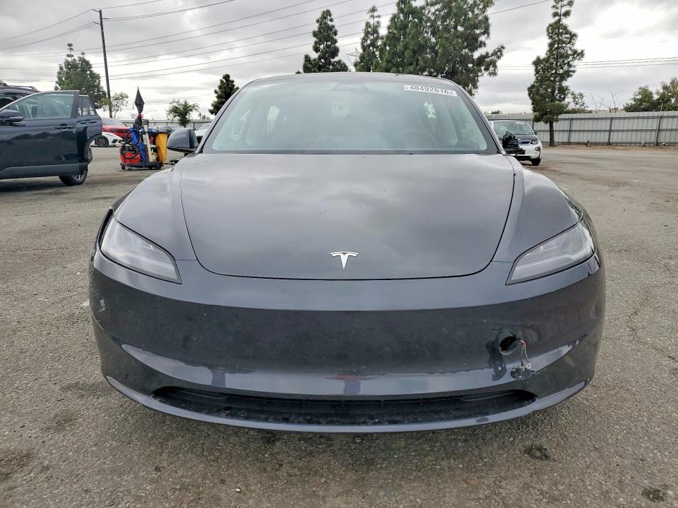 48492616 :رقم المزاد ، 5YJ3E1EA5SF952163 vin ، 2025 Tesla Model 3 مزاد بيع