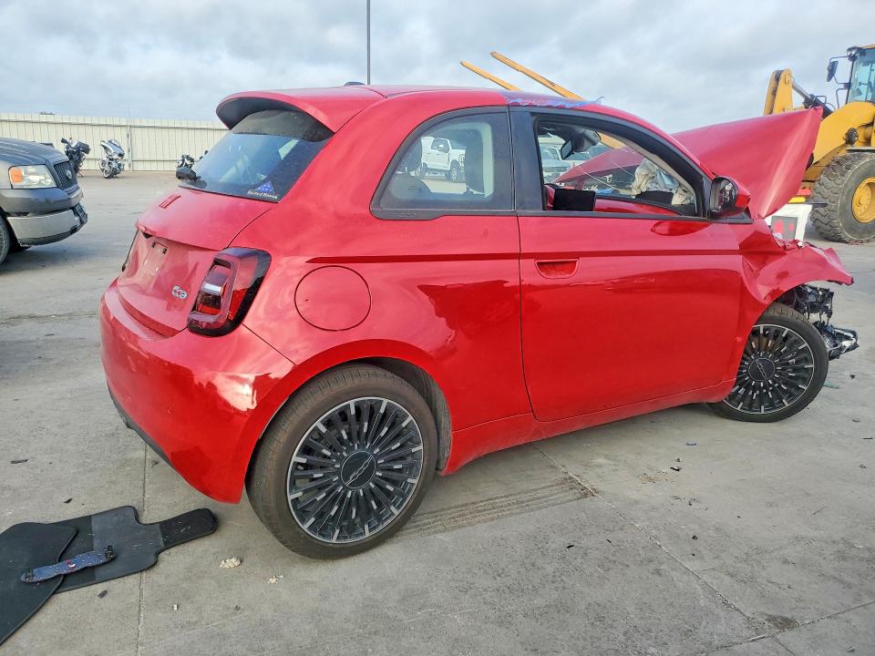 50094976 :رقم المزاد ، ZFAFFAA44RX210452 vin ، 2024 Fiat 500 مزاد بيع
