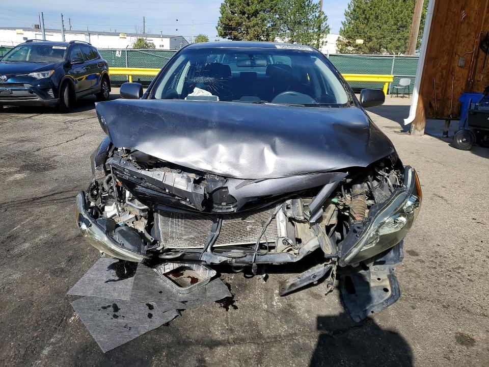 2013 Toyota Corolla მანქანა იყიდება აუქციონზე, vin: 5YFBU4EE3DP102722, აუქციონის ნომერი: 50480846