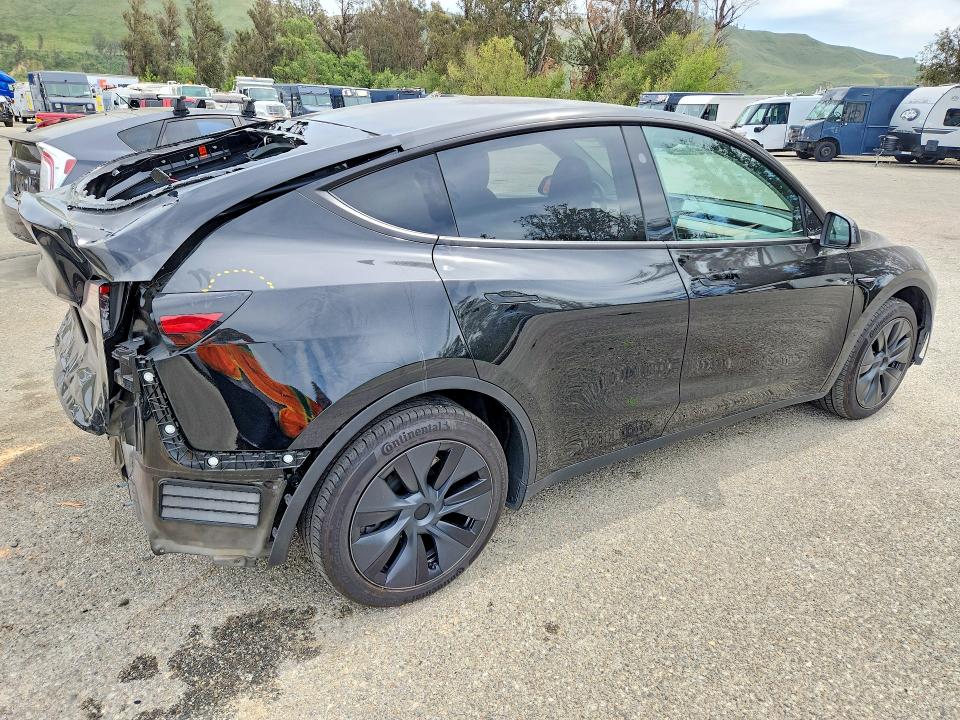 2025 Tesla Model Y მანქანა იყიდება აუქციონზე, vin: 7SAYGDED3SF235758, აუქციონის ნომერი: 49030356
