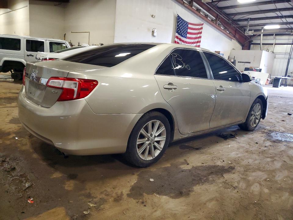 2013 Toyota Camry მანქანა იყიდება აუქციონზე, vin: 4T4BF1FKXDR295291, აუქციონის ნომერი: 49309936