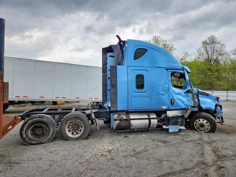 Продажа на аукционе авто 2023 Freightliner Cascadia 126, vin: 3AKJHHDR6PSNW6416, номер лота: 46927806
