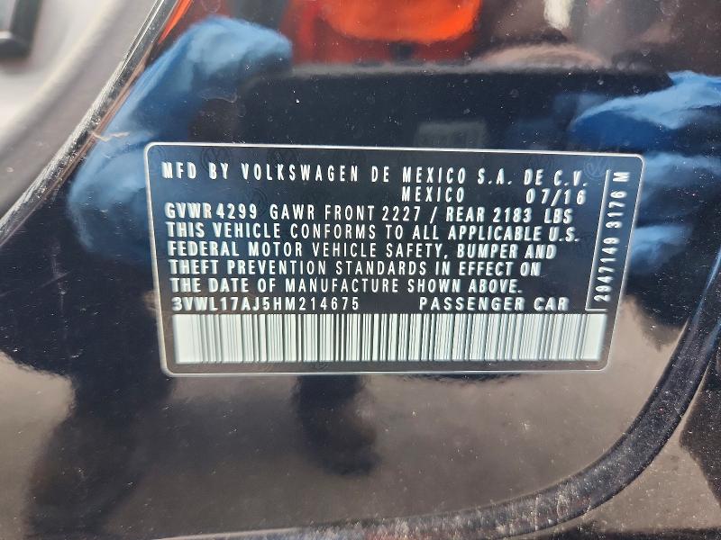 49334736 :رقم المزاد ، 3VWL17AJ5HM214675 vin ، 2017 Volkswagen Jetta مزاد بيع