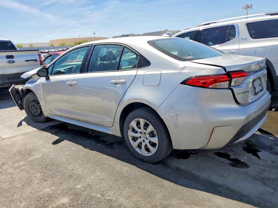 49057266 :رقم المزاد ، 5YFEPMAE6NP354900 vin ، 2022 Toyota Corolla مزاد بيع
