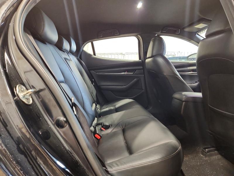 49951996 :رقم المزاد ، JM1BPAKL7M1336729 vin ، 2021 Mazda 3 مزاد بيع
