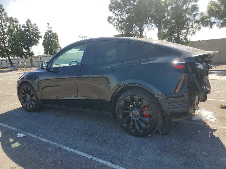 50259216 :رقم المزاد ، 7SAYGDEFXNF533536 vin ، 2022 Tesla Model Y مزاد بيع