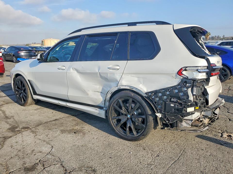 2023 Bmw X7 მანქანა იყიდება აუქციონზე, vin: 5UX23EM03P9P31050, აუქციონის ნომერი: 51801806