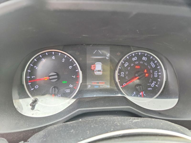 50650016 :رقم المزاد ، 2T3W1RFV6MC137767 vin ، 2021 Toyota Rav4 مزاد بيع